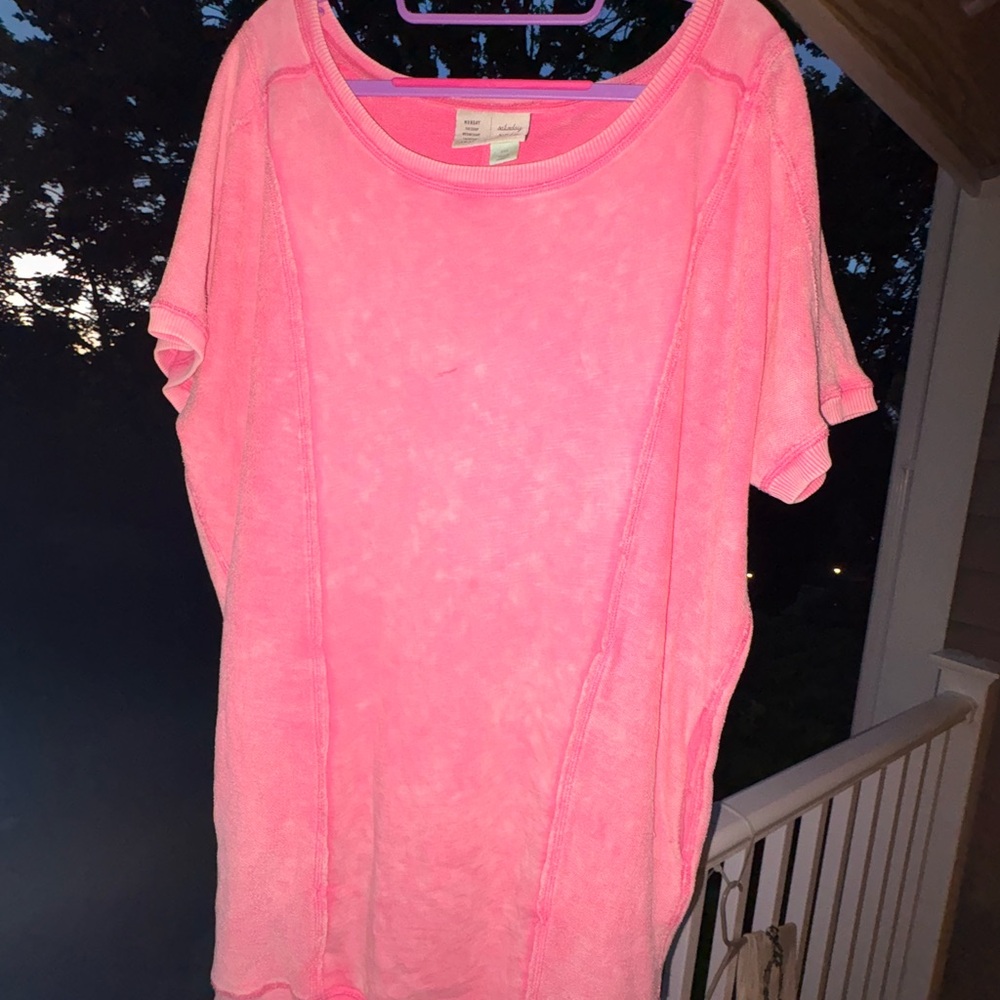 Women's Pink Top